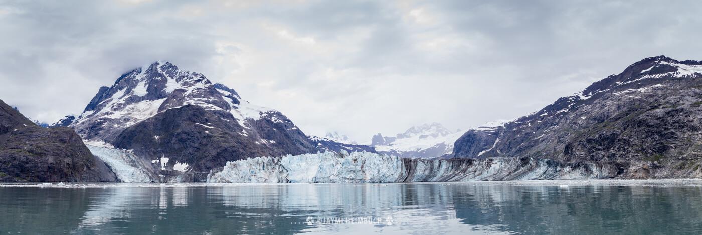 A dramatic glacial landscape in Glacier Bay. © Jaymi Heimbuch