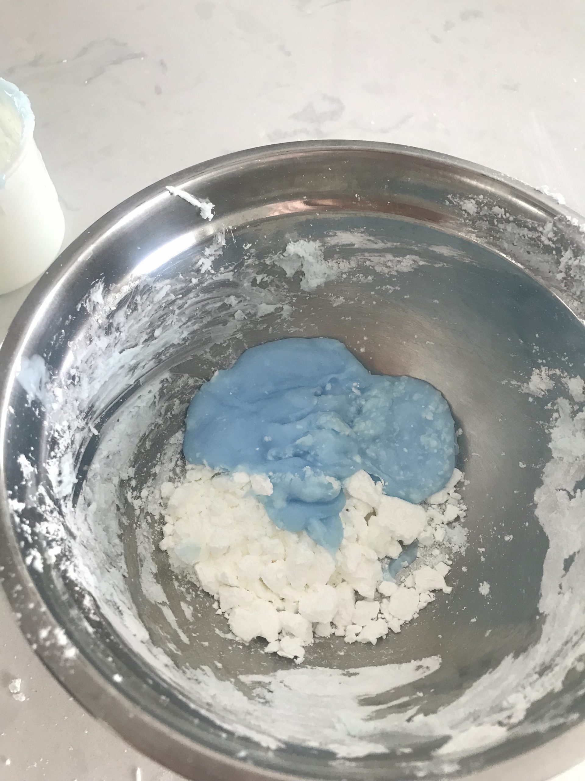 cornstarch and conditioner in bowl